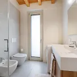 Little Mier Iseo